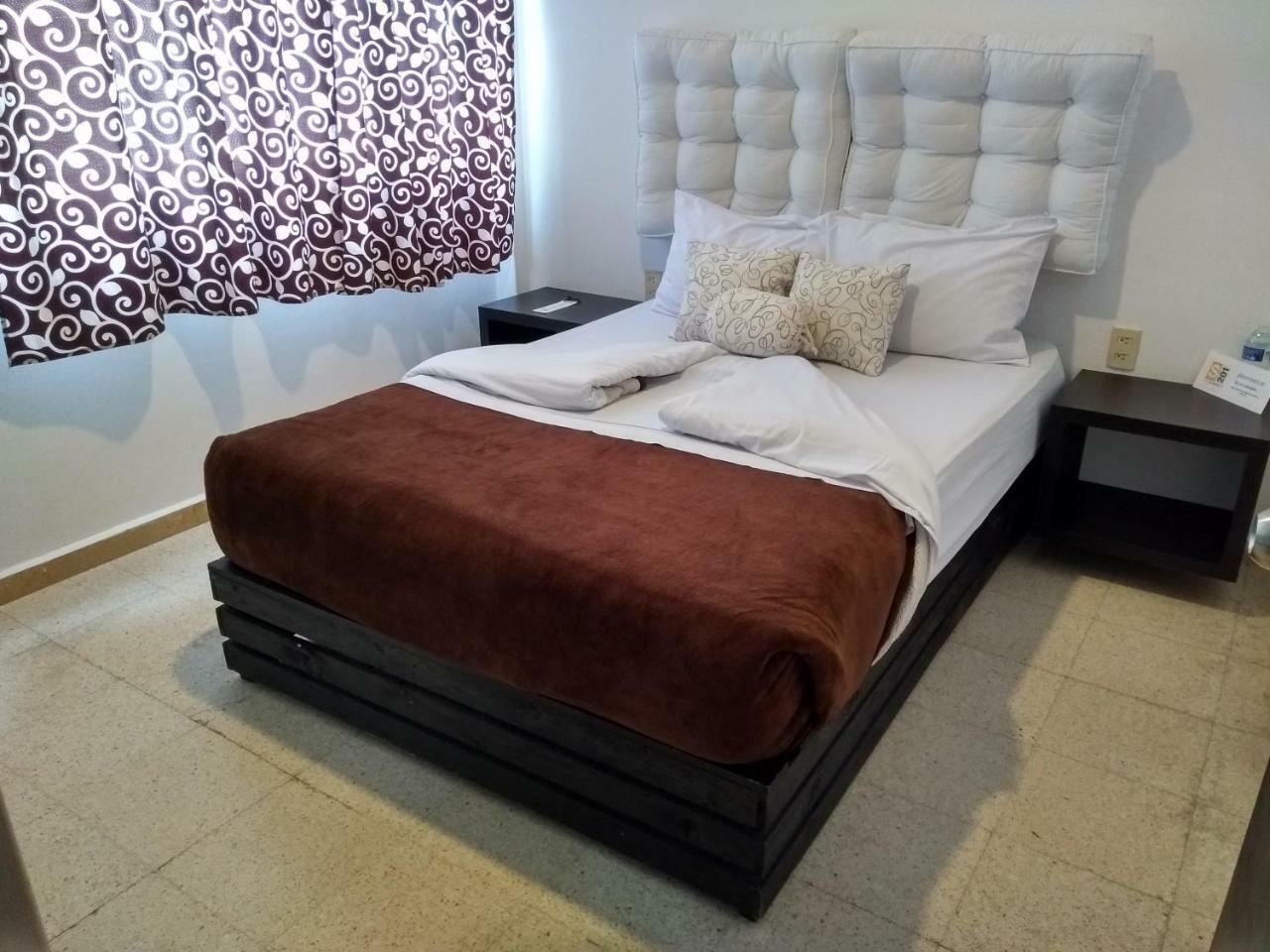 Suites 201 Пуебла Екстериор снимка