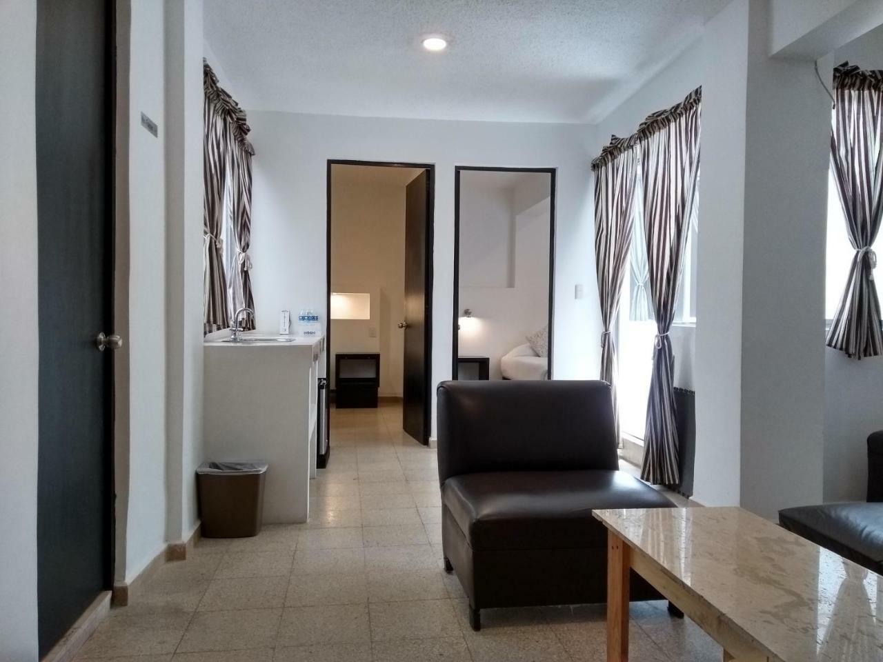 Suites 201 Пуебла Екстериор снимка