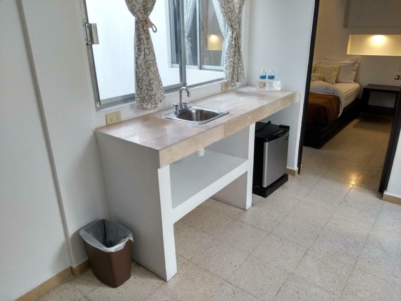 Suites 201 Пуебла Екстериор снимка