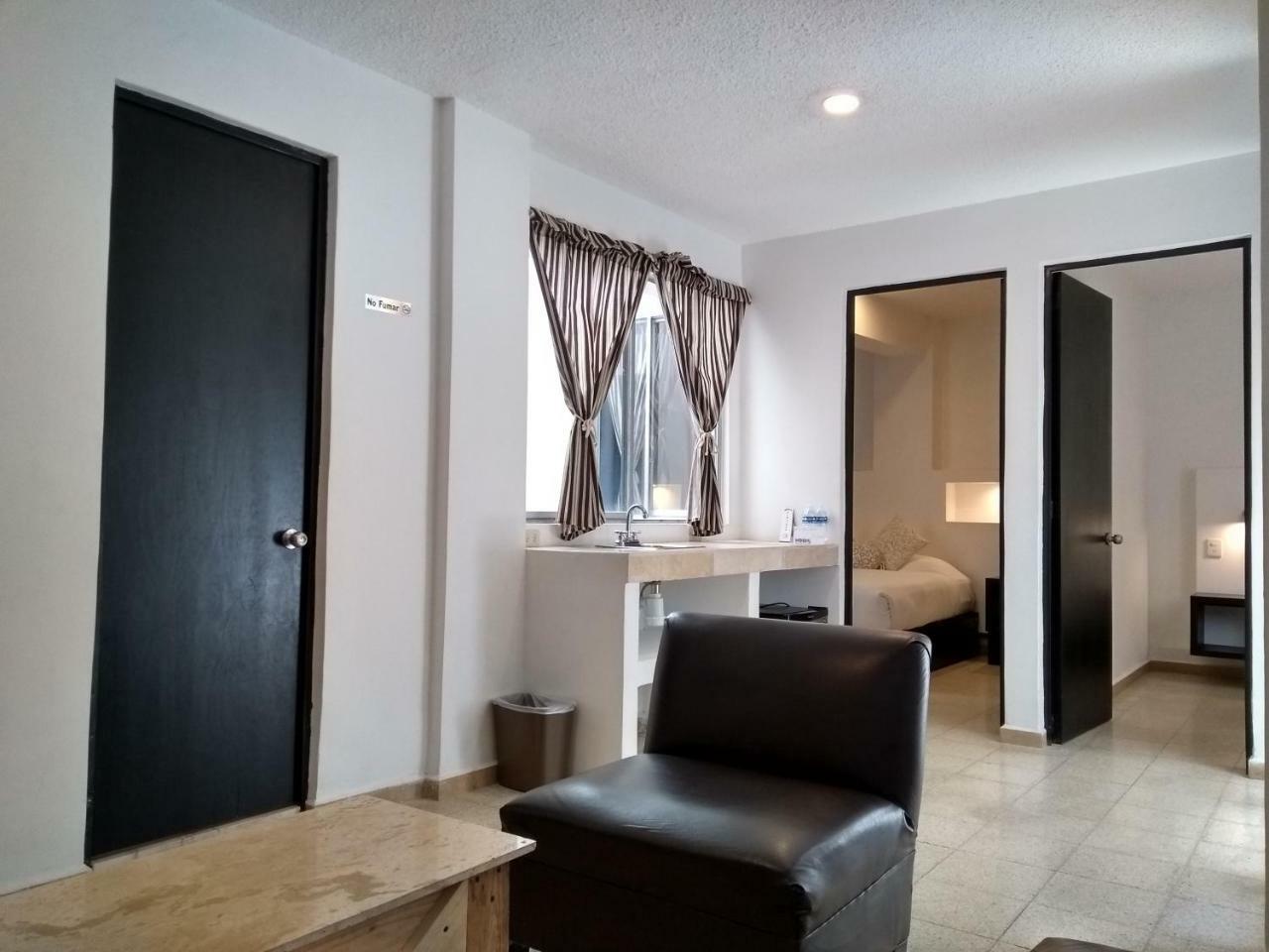 Suites 201 Пуебла Екстериор снимка